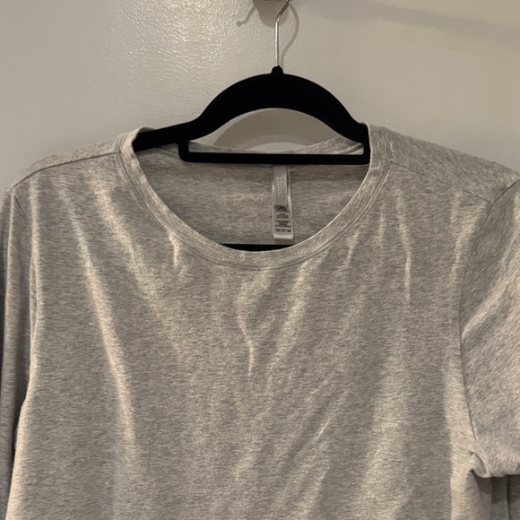 SKIMS Heather Gray Long Sleeve Women's Tee - Picture 3 of 5